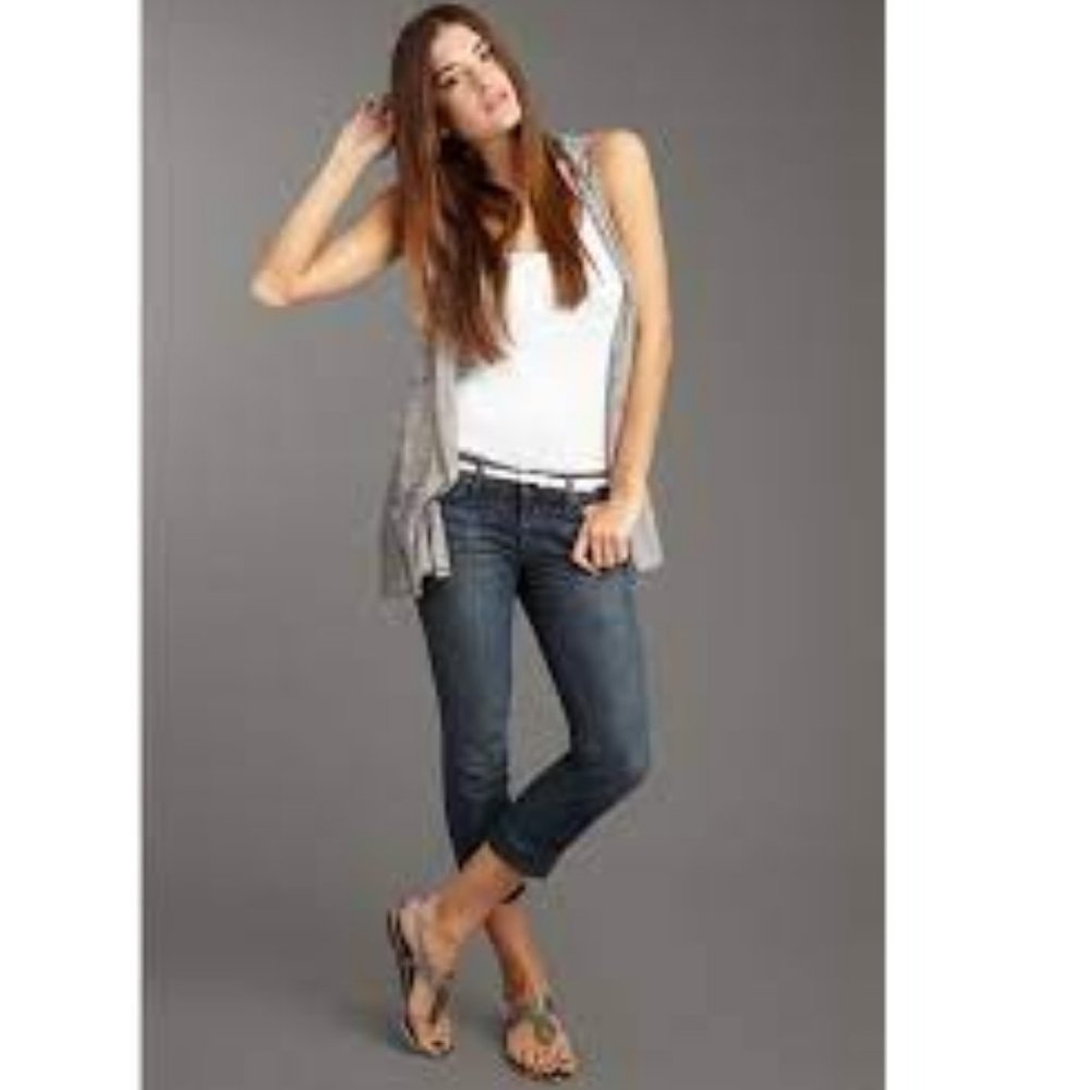SOLD📌Joe's Jeans Slit Hem Kicker - Picture 2 of 13